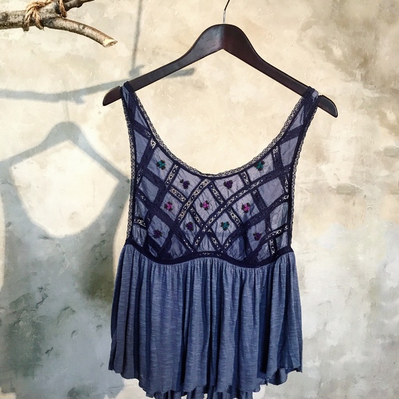 Free People Tops - Free People Boho camisole navy cropped top